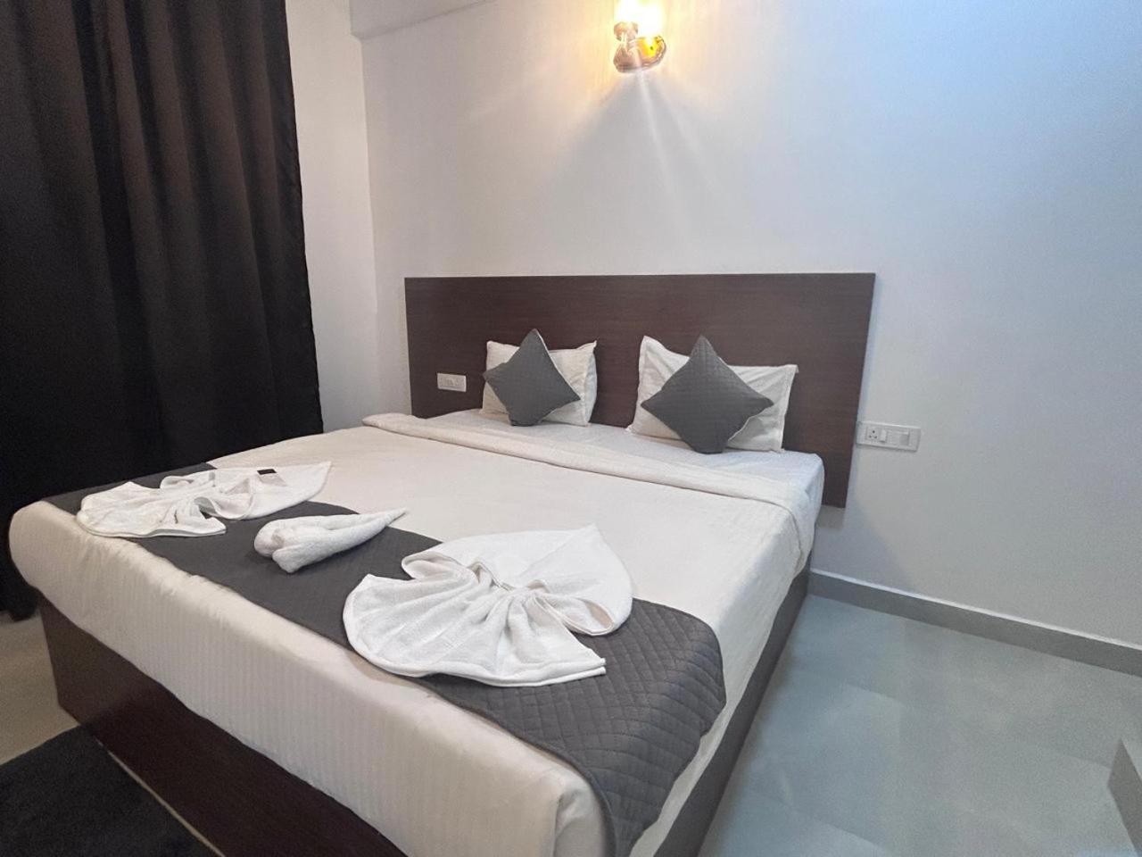 Hotel Baga Place Екстер'єр фото