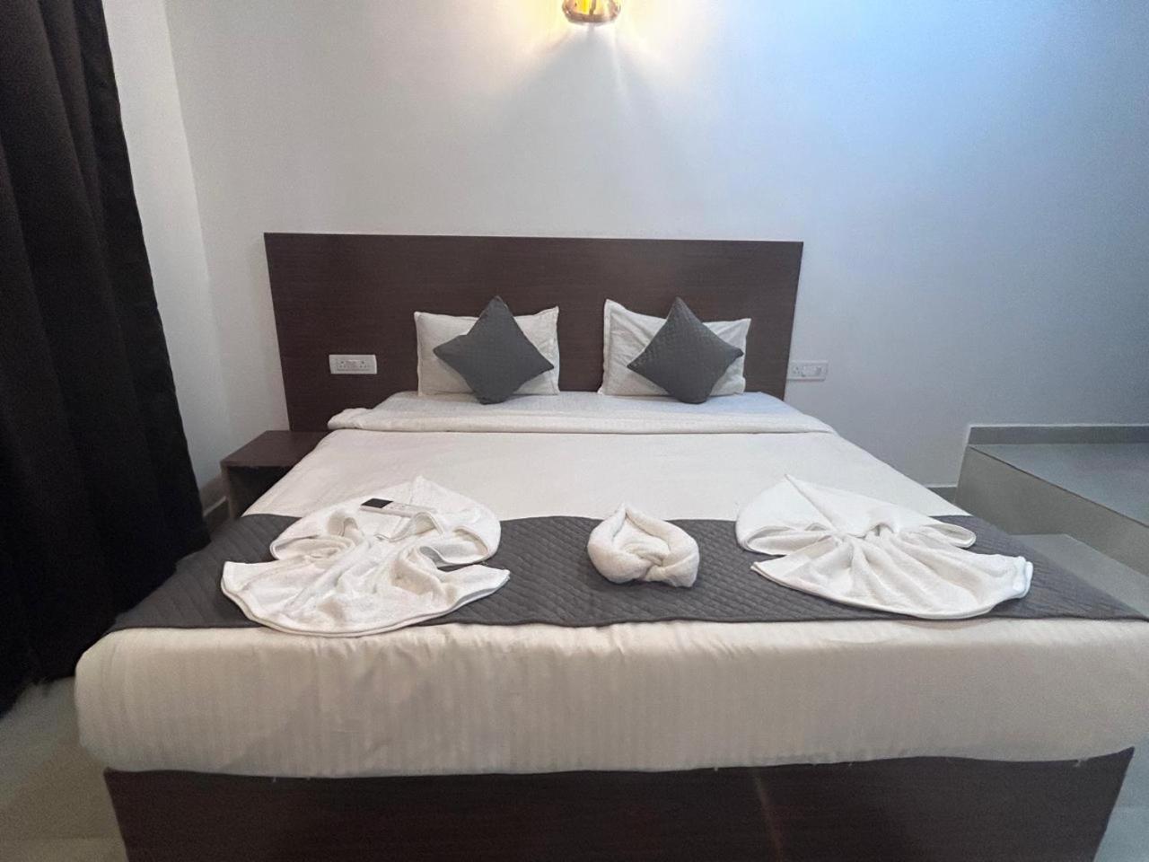 Hotel Baga Place Екстер'єр фото